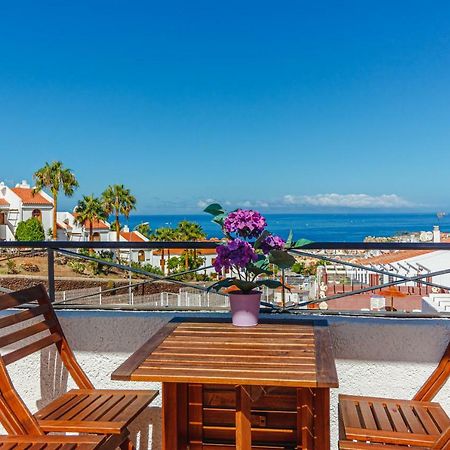 Apartment With Ocean View In Costa Adeje Exterior photo
